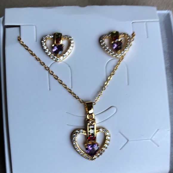 Tri-Color Necklace Set - Picture 3 of 11